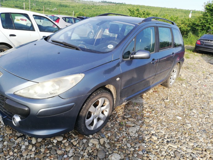 Dezmembrari Peugeot 307 1.6 hdi 2000-2008