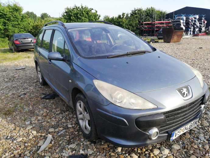Dezmembrari Peugeot 307 1.6 hdi 2000-2008