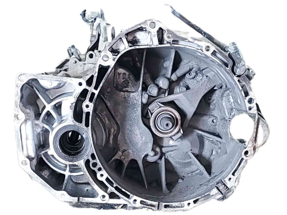 Cutie viteze manuala 6 trepte Nissan X-Trail (T30) [Fabr 2001-2007] 304418H700 2.2 YD22ETI 2.2 YD22ETI 80KW / 109CP - imagine 1