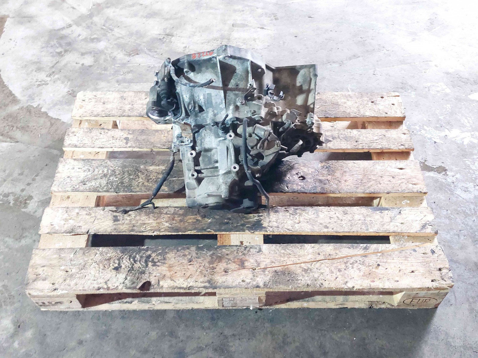 Cutie viteze manuala 6 trepte Nissan X-Trail (T30) [Fabr 2001-2007] 304418H700 2.2 YD22ETI 2.2 YD22ETI 80KW / 109CP - imagine 4