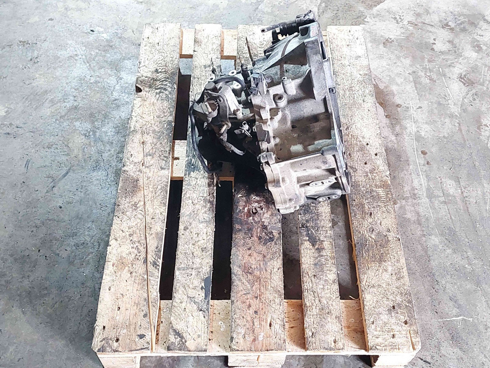 Cutie viteze manuala 6 trepte Nissan X-Trail (T30) [Fabr 2001-2007] 304418H700 2.2 YD22ETI 2.2 YD22ETI 80KW / 109CP - imagine 5