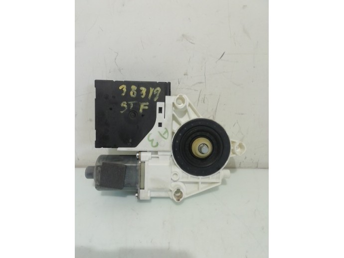 Motoras macara geam stanga fata Audi A3 2.0 BKD 8P0959802H 2003-2012