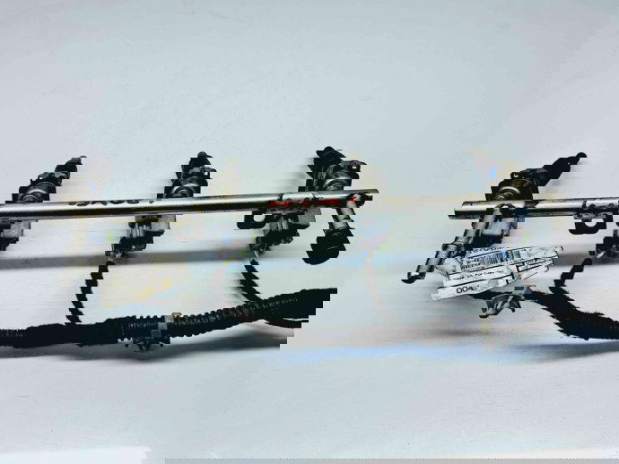 Rampa injectoare Opel Astra J [Fabr 2009-2015] 55562597 1.6 Benz A16XER  