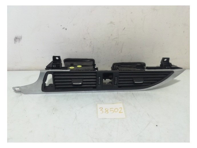 Grila aerisire centrala Audi A6 C7 2.0 CGLC 4G1820951 2011-2017