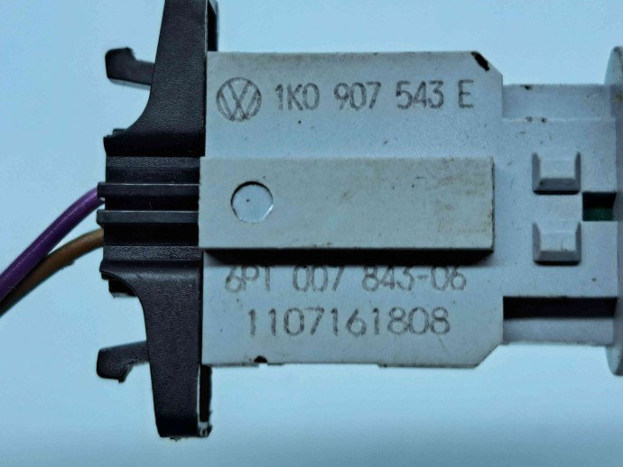  Senzor temperatura aer bord Audi Q7 (4MB) [ Fabr 2015-prezent] 1K0907543E