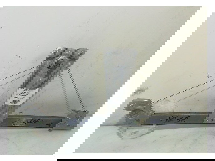 Macara manuala geam dreapta spate Dacia Logan 1.5 DCI K9K 827202131 2012-2021