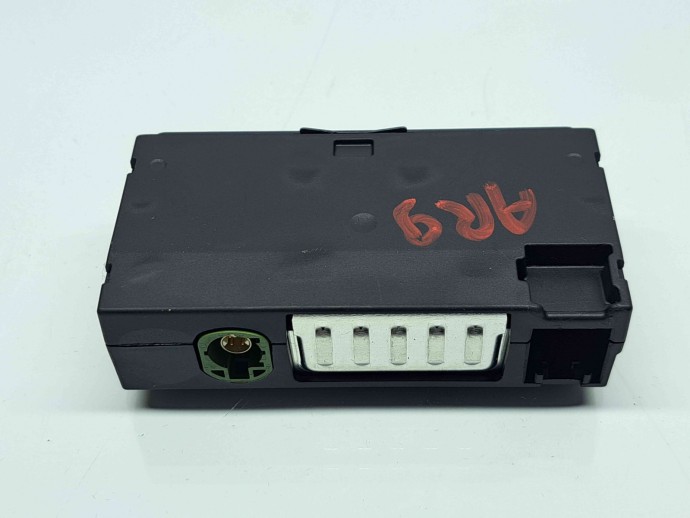  Conector auxiliar USB Audi Q7 (4MB) [ Fabr 2015-prezent] 4M0035736A