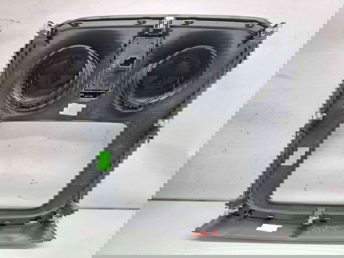  Grila aerisire centrala Dacia Sandero 2 Stepway [Fabr 2012-prezent] 682608729R