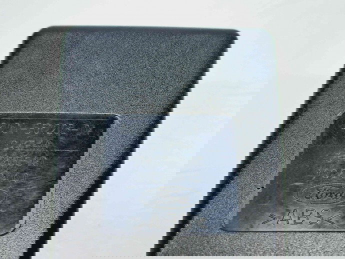  Capsa centura dreapta fata Ford Fiesta 6 [Fabr 2008-2019] 8V51-B61208-DA 1.25 Benz 60KW / 80CP