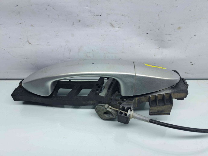 Maner usa dreapta fata Ford Fiesta 6 [Fabr 2008-2019] Moondust Silver (Me) 1.25 Benz 60KW / 80CP