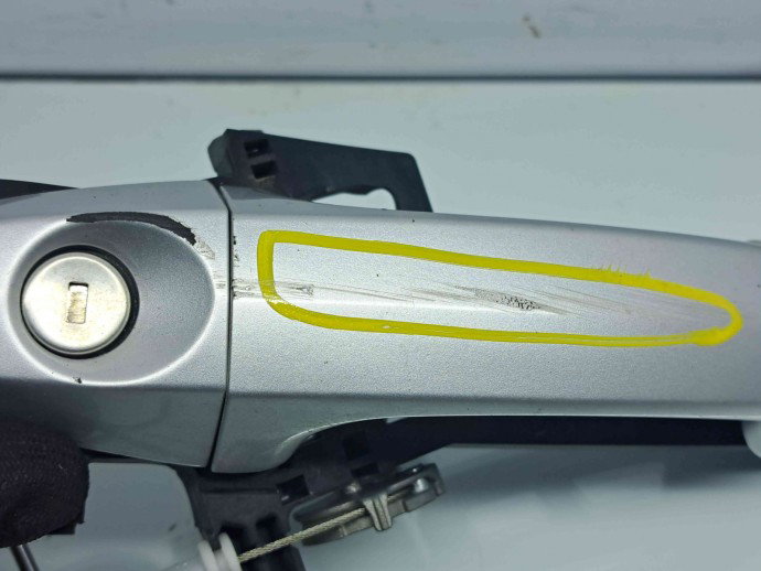 Maner usa stanga fata Ford Fiesta 6 [Fabr 2008-2019] Moondust Silver (Me) 1.25 Benz 60KW / 80CP