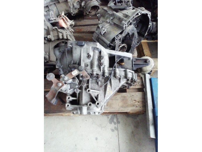 Cutie viteza manuala 5 viteze Hyundai Santa Fe 2.2 diesel CRDT 4300038070 2005-2012