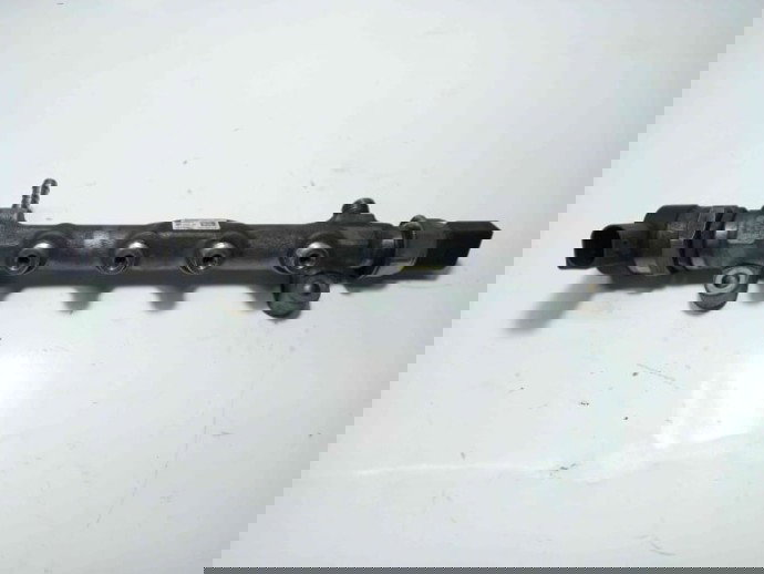 Rampa Presiune Injectoare Rampa Injectoare Rampa Injectie Skoda Octavia (7N) 1.6tdi 04L089B