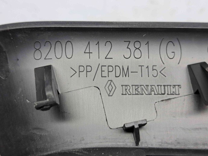 Grila bara fata Renault Megane 2 [Fabr 2002-2008] 8200412381