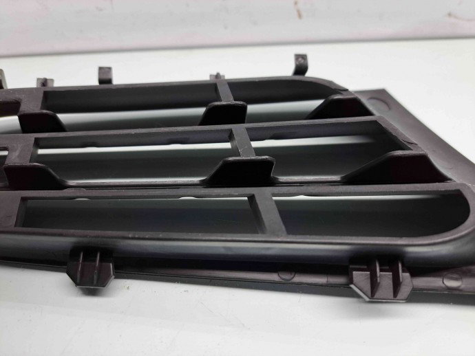 Grila bara fata Renault Megane 2 [Fabr 2002-2008] 8200412381