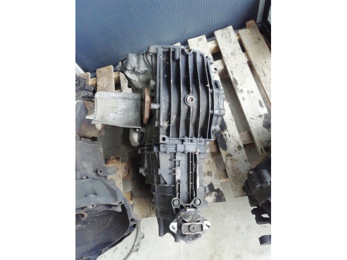 Cutie viteza manuala 5 viteze Audi A4 B6 1.9 diesel AWX GBQ 2000-2004