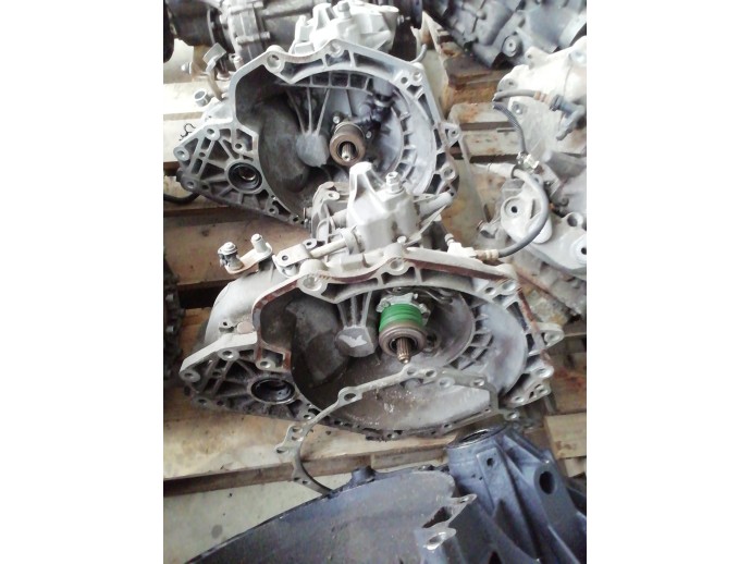 Cutie viteza manuala 5 viteze Opel Astra G 1.6 benzina 90400209/0076124 1998-2004