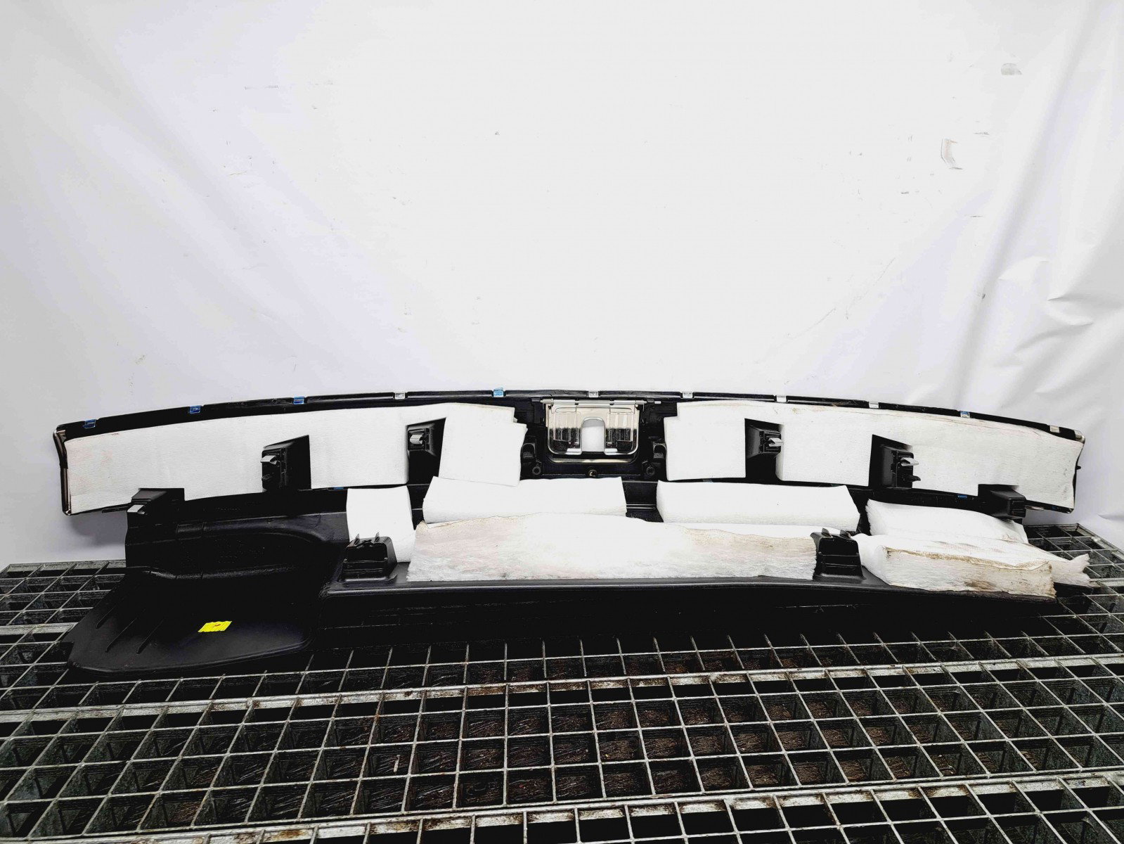Ornament portbagaj Audi Q7 (4MB) [ Fabr 2015-prezent] 4M0864483 - imagine 2