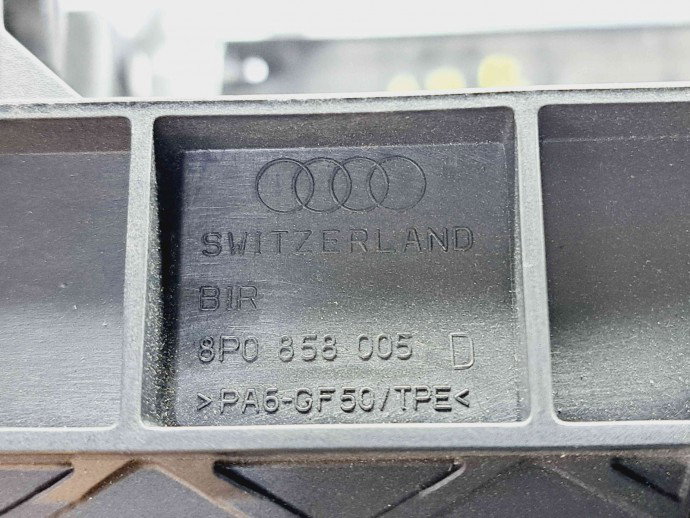  Rama navigatie 2DIN Audi A3 Sportback (8PA) [Fabr 2004-2013] 8P0858005D
