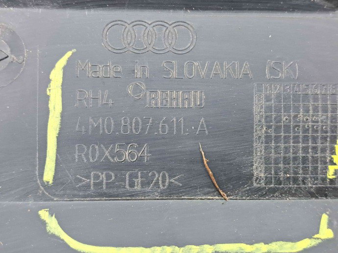 Scut sub bara Audi Q7 (4MB) [ Fabr 2015-prezent] 4M0807611A