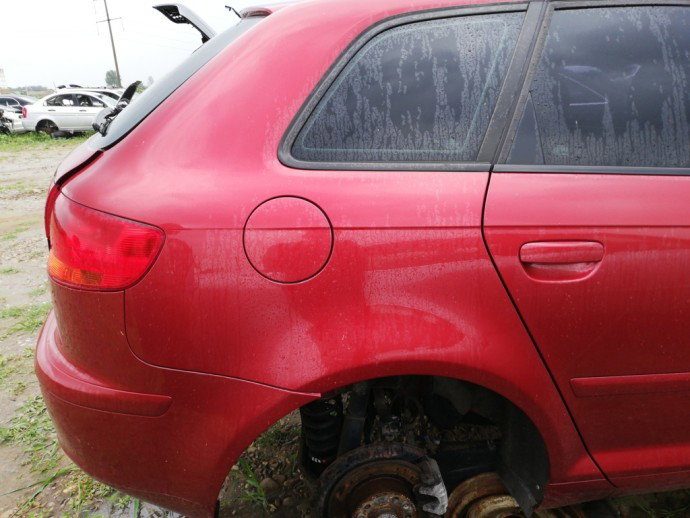Aripa dreapta spate Audi A3 2.0 TDI BKD LZ3F 2004-2013
