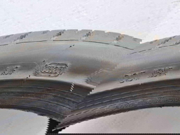 Set 2 anvelope vara AVON 255 | 35 | R18