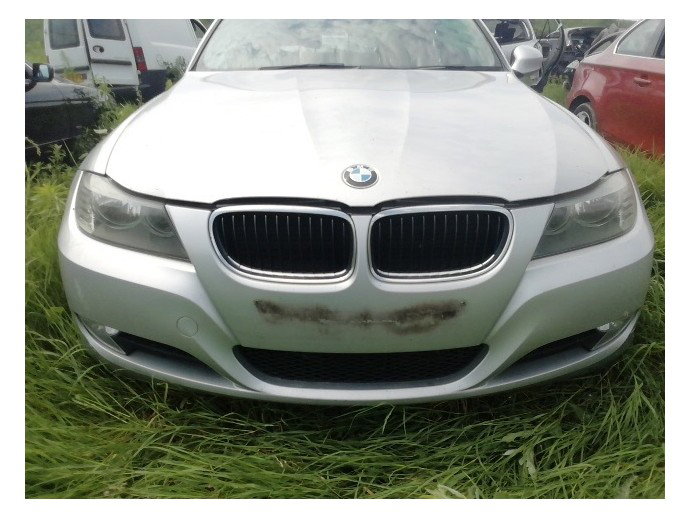 Bara fata BMW Seria 3 E90 facelift 2.0 N47 OEM 2005-2013