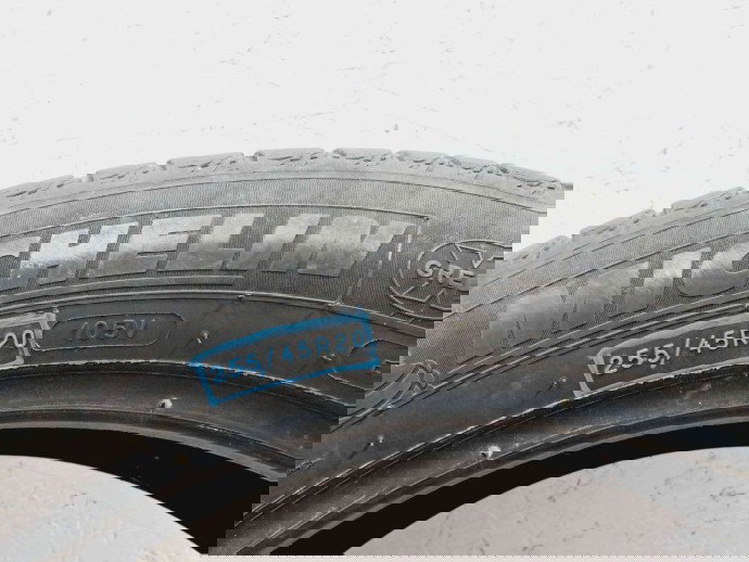 Anvelopa Vara MICHELIN 255 | 45 | R20