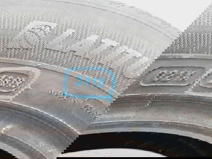 Anvelopa Vara MICHELIN 255 | 45 | R20