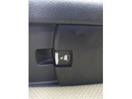 Buton geam electric dreapta fata Audi A3 2.0 TDI BKD OEM 2004-2013