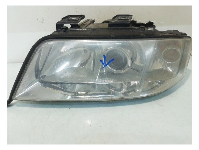 Far stanga Audi A6 C5 2.5 TDI 14847300 1997-2005