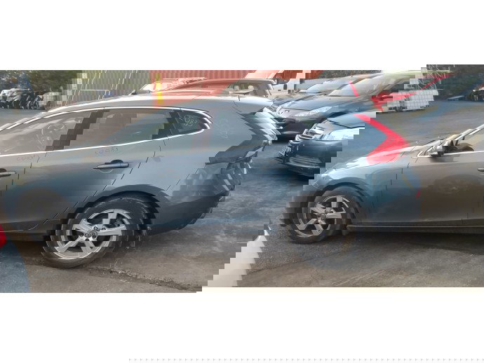 Dezmembrari / Dezmembrez Volvo V40 [Fabr 2013-2015]