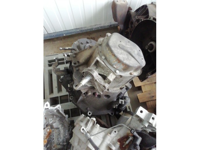 Cutie viteza manuala 5 viteze Renault Clio 1.5 diesel K9K JH3145 1998-2004