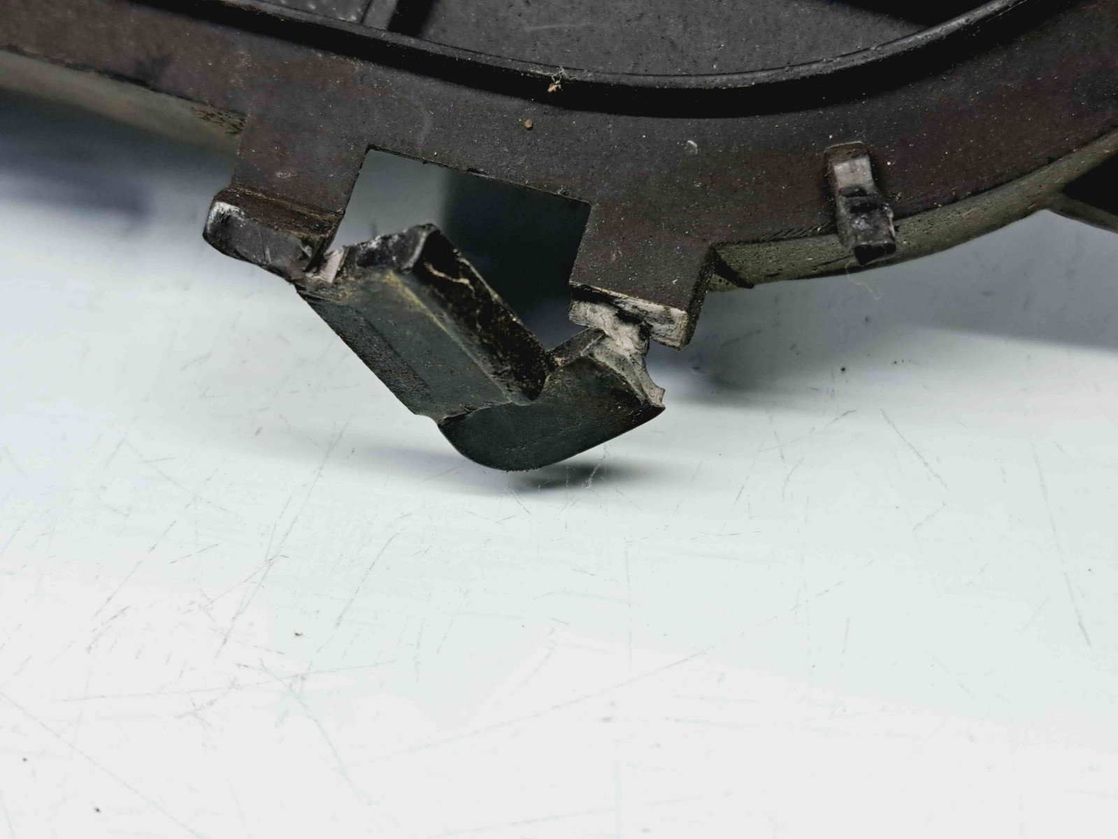 Grila proiector stanga Mercedes Clasa A (W169) [Fabr 2004-2012] A1698850722 - imagine 2