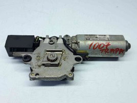 Motoras trapa Mercedes Clasa A (W169) [Fabr 2004-2012] A1698202542 | 0390200003