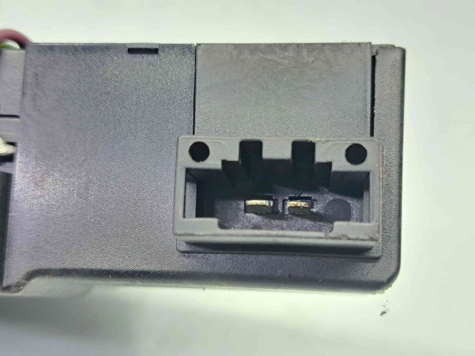 Motoras trapa Mercedes Clasa A (W169) [Fabr 2004-2012] A1698202542 | 0390200003