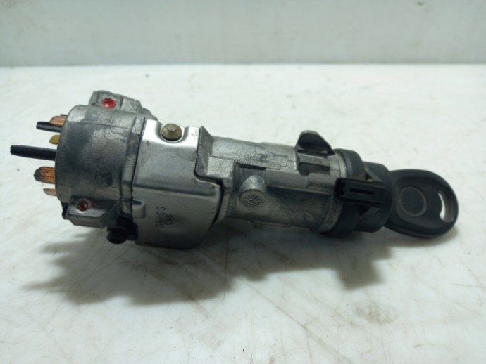 Butuc Contact Cu Cheie, 4B0905851G, Audi A4 (8E2, B6)