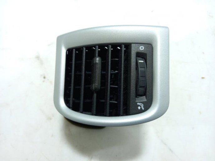 Gura Grila Aer Aerisire Ventilatie Bord Dreapta, 5J0819702, Skoda Roomster (5J)