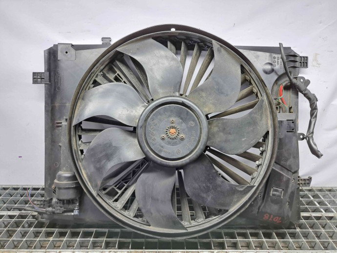 Electroventilator Mercedes Clasa C (W204) [Fabr 2007-2014] A2045000393 / A2045000755 1.8 Benz 271820 115KW / 211CP  