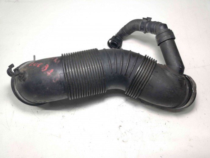 Furtun Conducta Turbina Turbosuflanta Intercooler, 5N0129656, Skoda Superb II Combi (3T5),2.0TDI