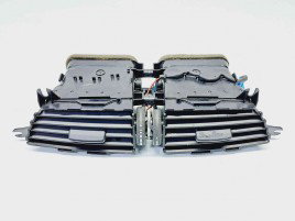  Grila aerisire centrala Mercedes Clasa C (W204) [Fabr 2007-2014] A2048306154 | A2048309116