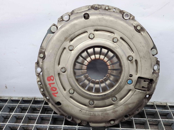 Kit ambreiaj volanta masa dubla Mercedes Clasa C (W204) [Fabr 2007-2014] A2710304305 1.8 Benz 271820 115KW / 211CP  