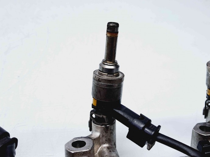 Rampa injectoare Mercedes Clasa C (W204) [Fabr 2007-2014] A2710705495 1.8 Benz 271820  