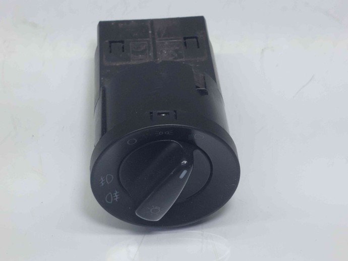 Bloc lumini cu proiectoarea 1U0941531D, Skoda Superb (3U4)