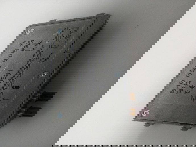 Unitate Modul Amplificator Antena Radio 8J0035456A Audi A3 Cabriolet (8P7) [Fabr 2008-2013]