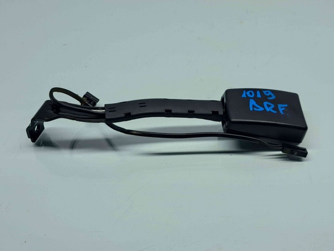 Capsa centura dreapta fata Volkswagen Passat B6 (3C2) [Fabr 2005-2010] 3C0857756