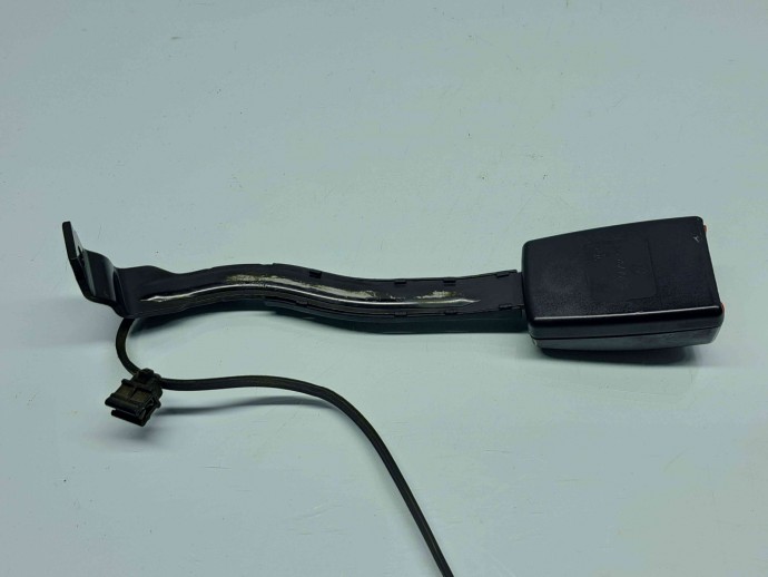  Capsa centura dreapta fata Volkswagen Passat B6 (3C2) [Fabr 2005-2010] 3C0857756