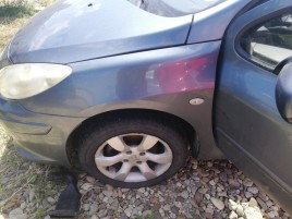 Aripa fata stanga PEUGEOT 307 1.6HDI 9HZ OEM 2002-2008