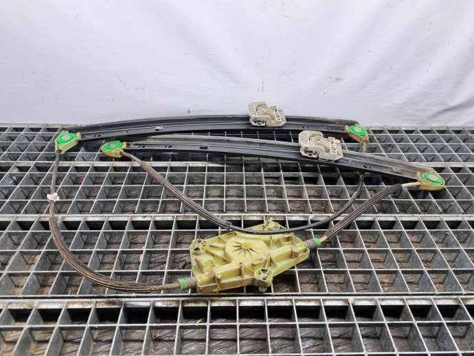 Macara electrica geam stanga fata Audi Q7 (4LB) [ Fabr 2006-2014] 4L0837461A
