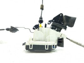 Broasca Incuietoare Usa Portiera Dreapta Fata Pasager A2047200635, Mercedes Clasa C T-Model (S204)